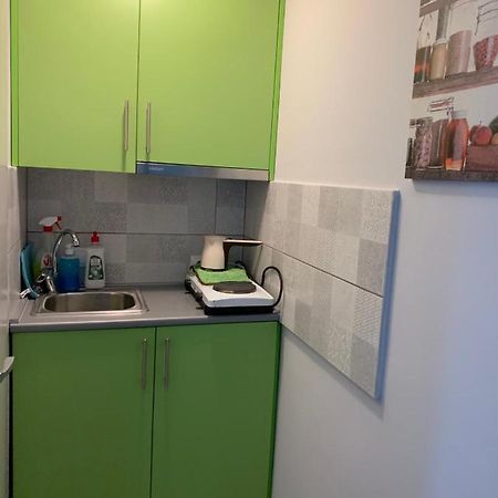 Apartman Lara Belgrado Exterior foto